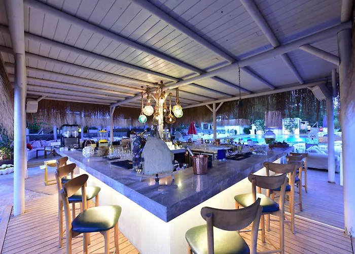 Moon Beach&hotel